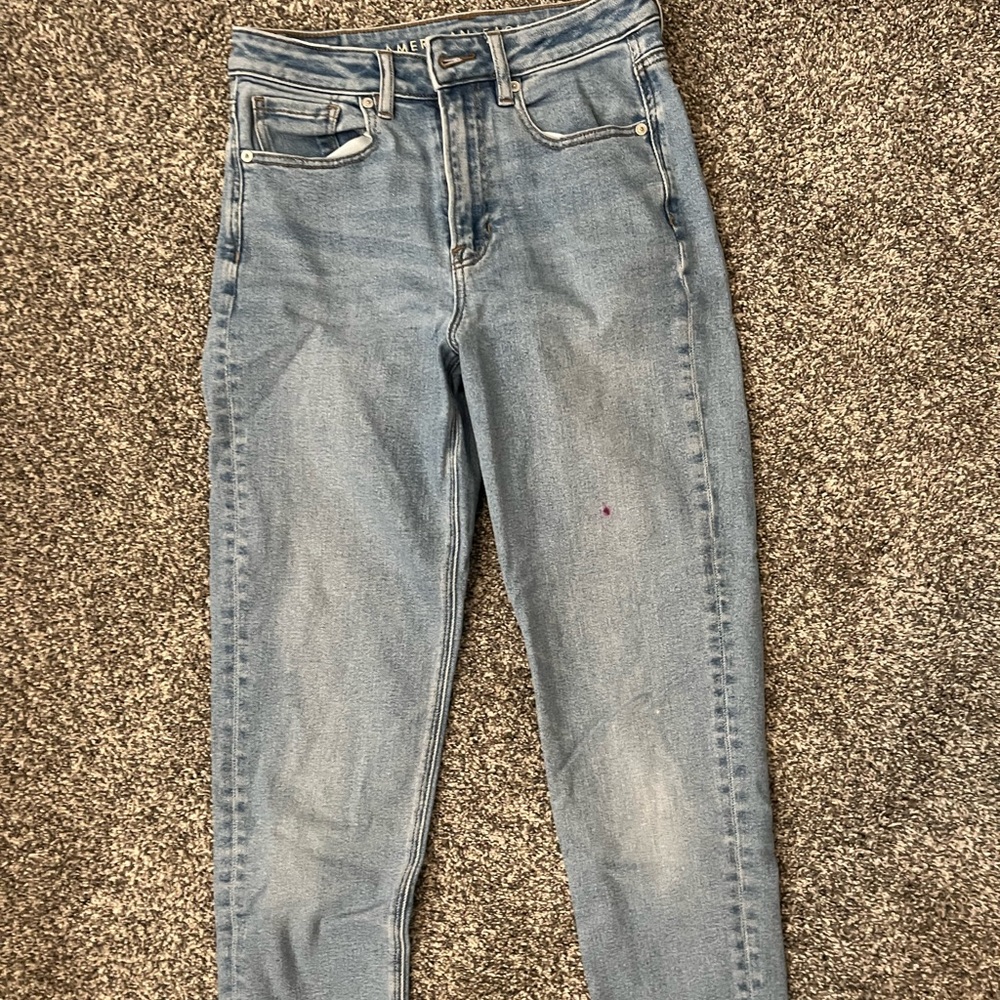 American Eagle mom jeans